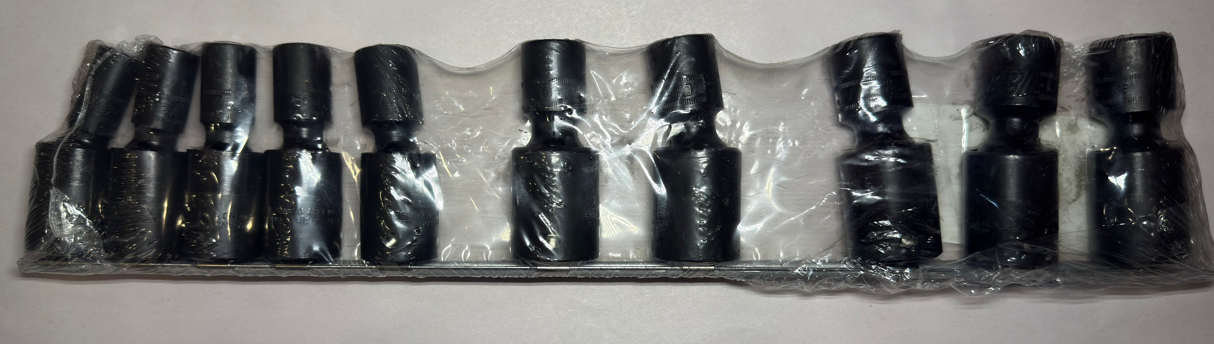 CAT 10 Piece Metric Universal Impact Socket Set ½" Drive 6 Point 246-8199