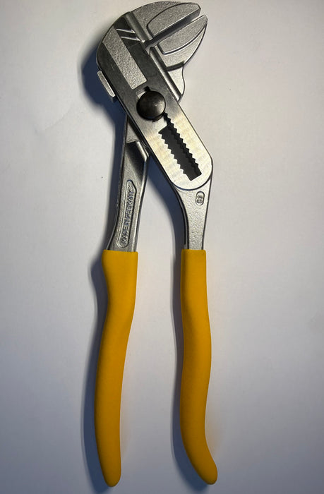 CAT Power Grip Pliers Wrench 250mm 673-7207