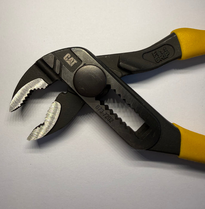 CAT Water Pump FastGRIP Pliers 180mm 673-7202